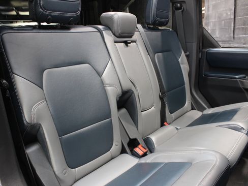 Used 2022 Ford Bronco Outer Banks w/ SASQUATCH PKG w/ Sasquatch Package image 47