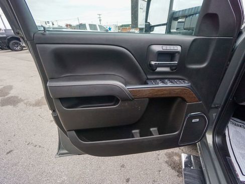 Used 2018 GMC Sierra 3500 Denali w/ Duramax Plus Package image 15