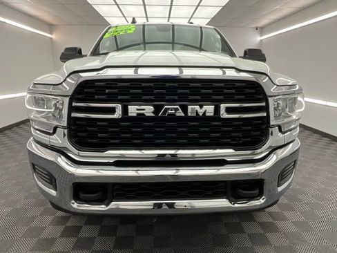 Used 2022 RAM 2500 Big Horn w/ Cold Weather Group image 2