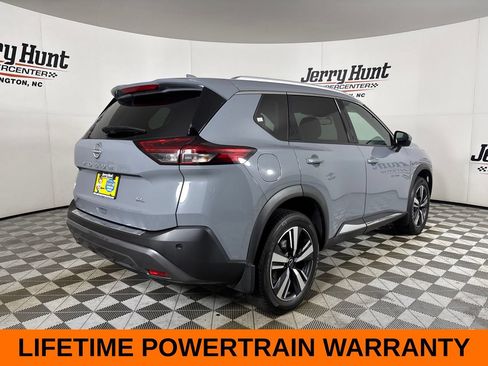 Used 2023 Nissan Rogue SL FWD image 6