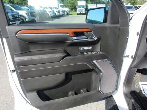 Certified 2022 GMC Sierra 1500 Denali image 12