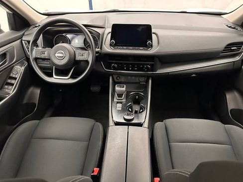 Used 2024 Nissan Rogue S AWD/4WD image 7