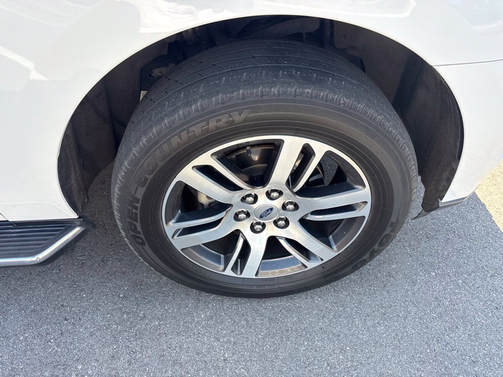 Used 2023 Ford Expedition Max Limited AWD/4WD image 12