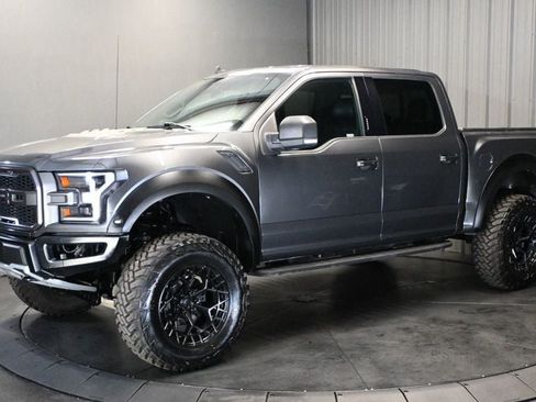 Used 2020 Ford F150 Raptor w/ Equipment Group 802A Luxury AWD/4WD image 1