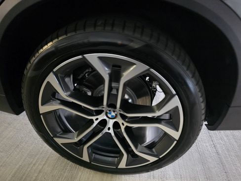 New 2026 BMW X5 xDrive40i w/ Climate Comfort Package AWD/4WD image 6