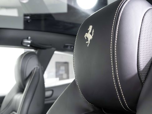 Used 2019 Ferrari GTC4Lusso image 33