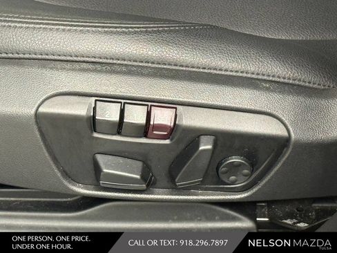 Used 2018 BMW X1 sDrive28i FWD image 18