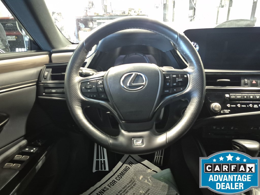 Used 2022 Lexus ES 300h F Sport FWD image 32