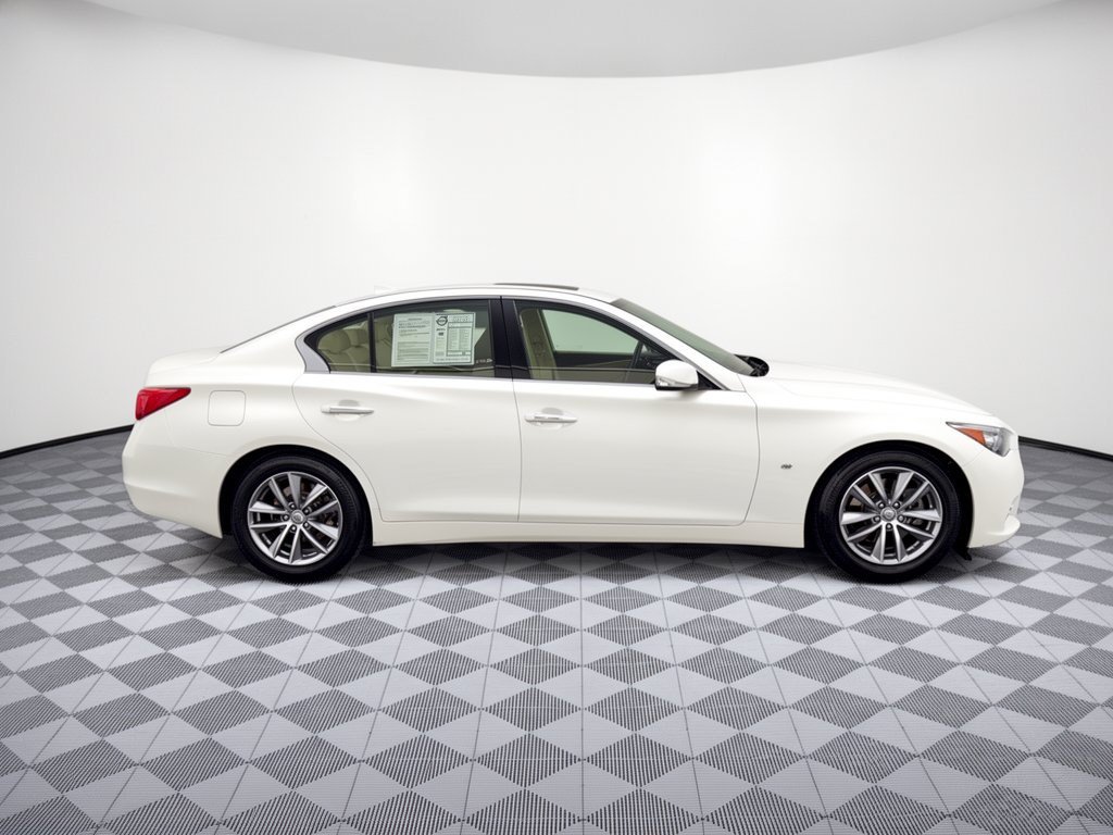 Used 2014 INFINITI Q50 Premium w/ Navigation Package RWD image 8