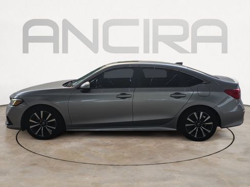 Used 2023 Honda Civic EX image 5