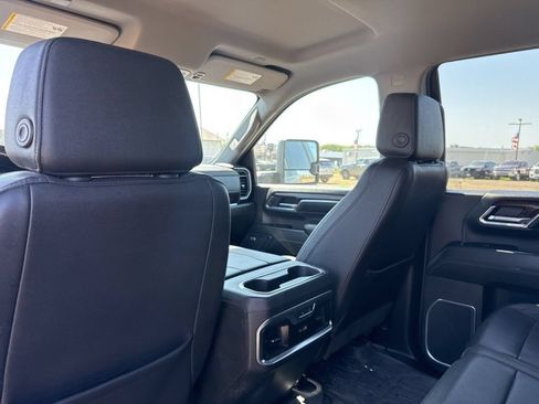 Used 2024 GMC Sierra 2500 SLT w/ SLT Premium Package AWD/4WD image 44