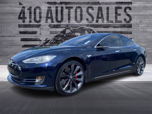Used 2014 Tesla Model S P85 image 4