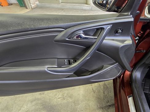 Used 2019 Buick Cascada Premium FWD image 12