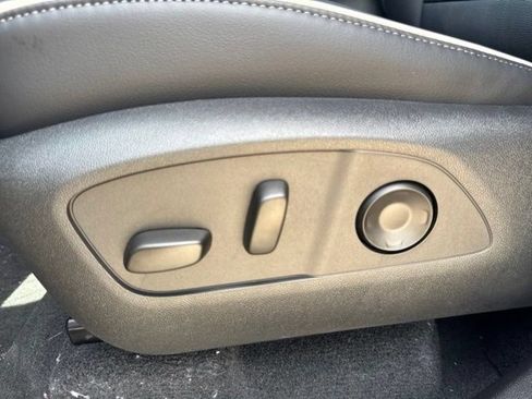 New 2026 Buick Enclave Preferred w/ Power Package FWD image 22