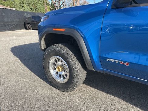 Used 2023 GMC Canyon AT4 w/ AT4 Premium Package image 6