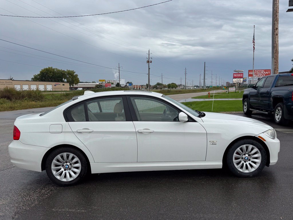 Used 2009 BMW 328i xDrive Sedan AWD/4WD image 37