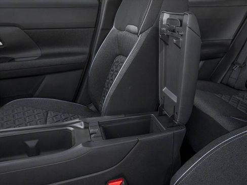 New 2026 Nissan Kicks SV w/ SV Premium Package FWD image 10