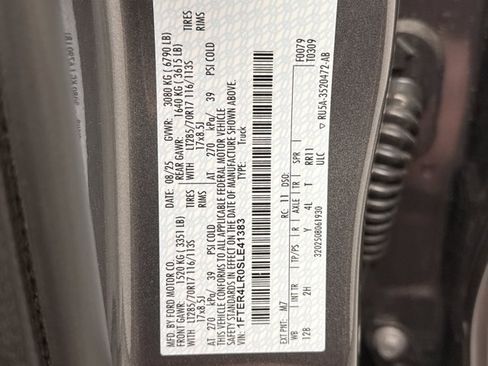 Used 2025 Ford Ranger Raptor AWD/4WD image 11