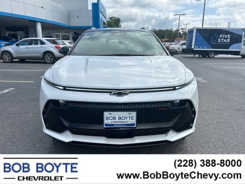 New 2025 Chevrolet Equinox EV RS w/ Convenience Package II image 2