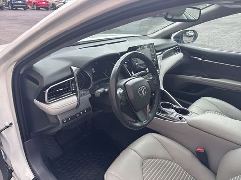 Used 2023 Toyota Camry SE w/ Cold Weather Package image 20