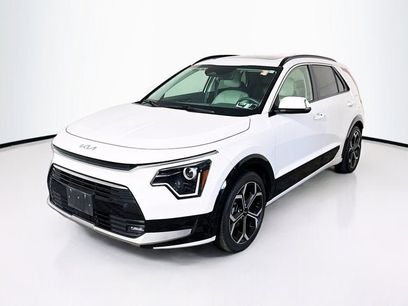 Certified 2023 Kia Niro EX Touring
