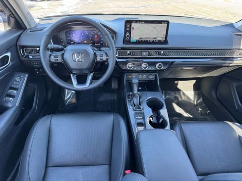 Used 2024 Honda Civic Touring image 5