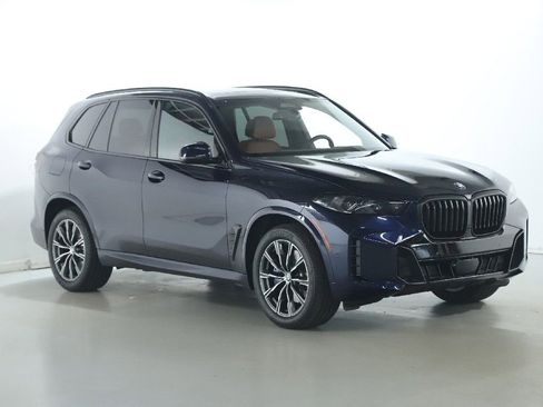 Used 2026 BMW X5 xDrive40i w/ M Sport Package AWD/4WD image 11