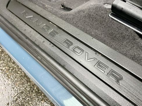 Certified 2024 Land Rover Range Rover Evoque S image 38