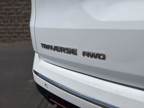 Used 2019 Chevrolet Traverse Premier AWD/4WD image 8