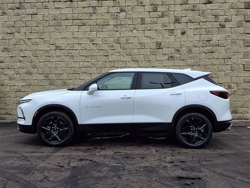 New 2026 Chevrolet Blazer LT image 2