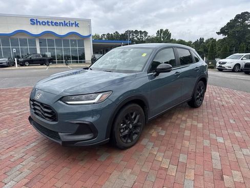 Certified 2024 Honda HR-V Sport image 1