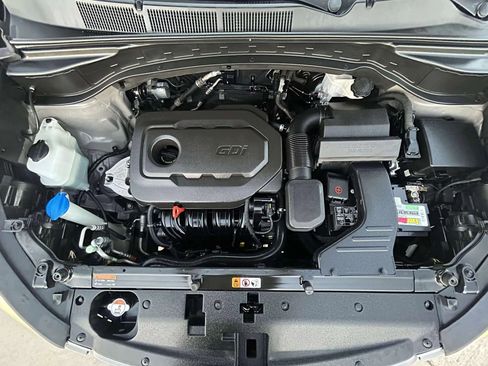 Used 2017 Hyundai Santa Fe Sport image 30