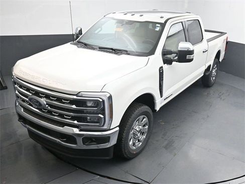 New 2026 Ford F250 Lariat w/ Lariat Ultimate Package image 18