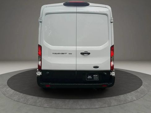 Used 2019 Ford Transit 150 148 Medium Roof RWD image 5