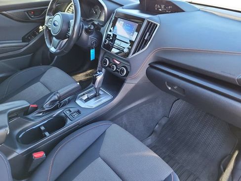 Used 2022 Subaru Crosstrek 2.0i Premium AWD/4WD image 18