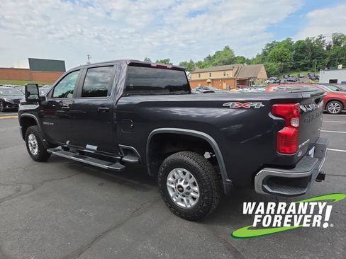 Used 2024 Chevrolet Silverado 2500 LT AWD/4WD image 5