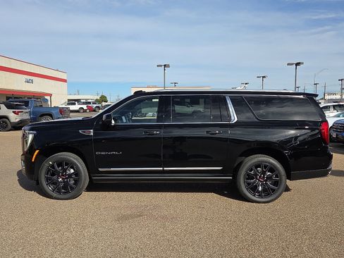 New 2026 GMC Yukon XL Denali w/ Sun & Power Step Package image 2