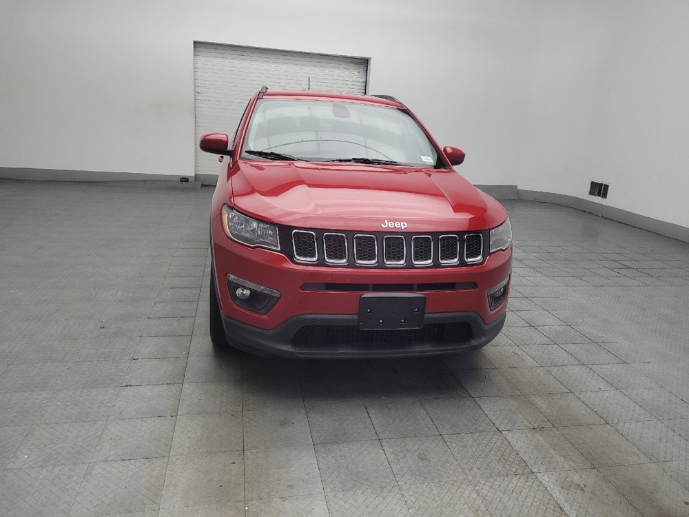 Used 2019 Jeep Compass Latitude FWD image 14