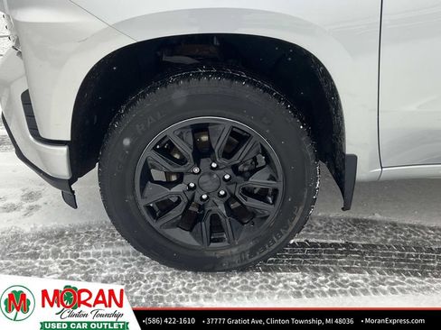 Used 2020 Chevrolet Silverado 1500 Custom w/ Custom Value Package image 11