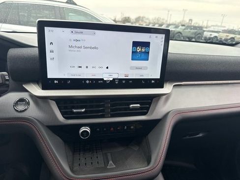 Used 2025 Ford Explorer ST image 30
