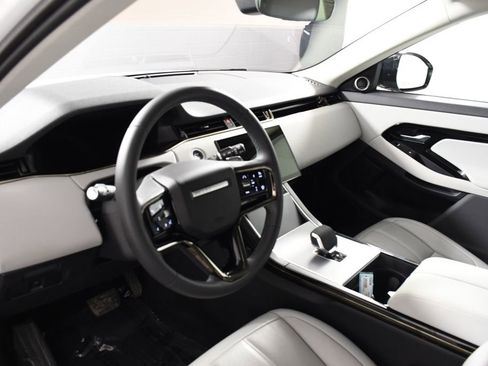 Used 2024 Land Rover Range Rover Evoque S image 12