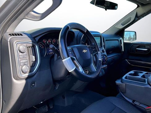 Used 2020 Chevrolet Silverado 1500 LT w/ All-Star Edition image 17