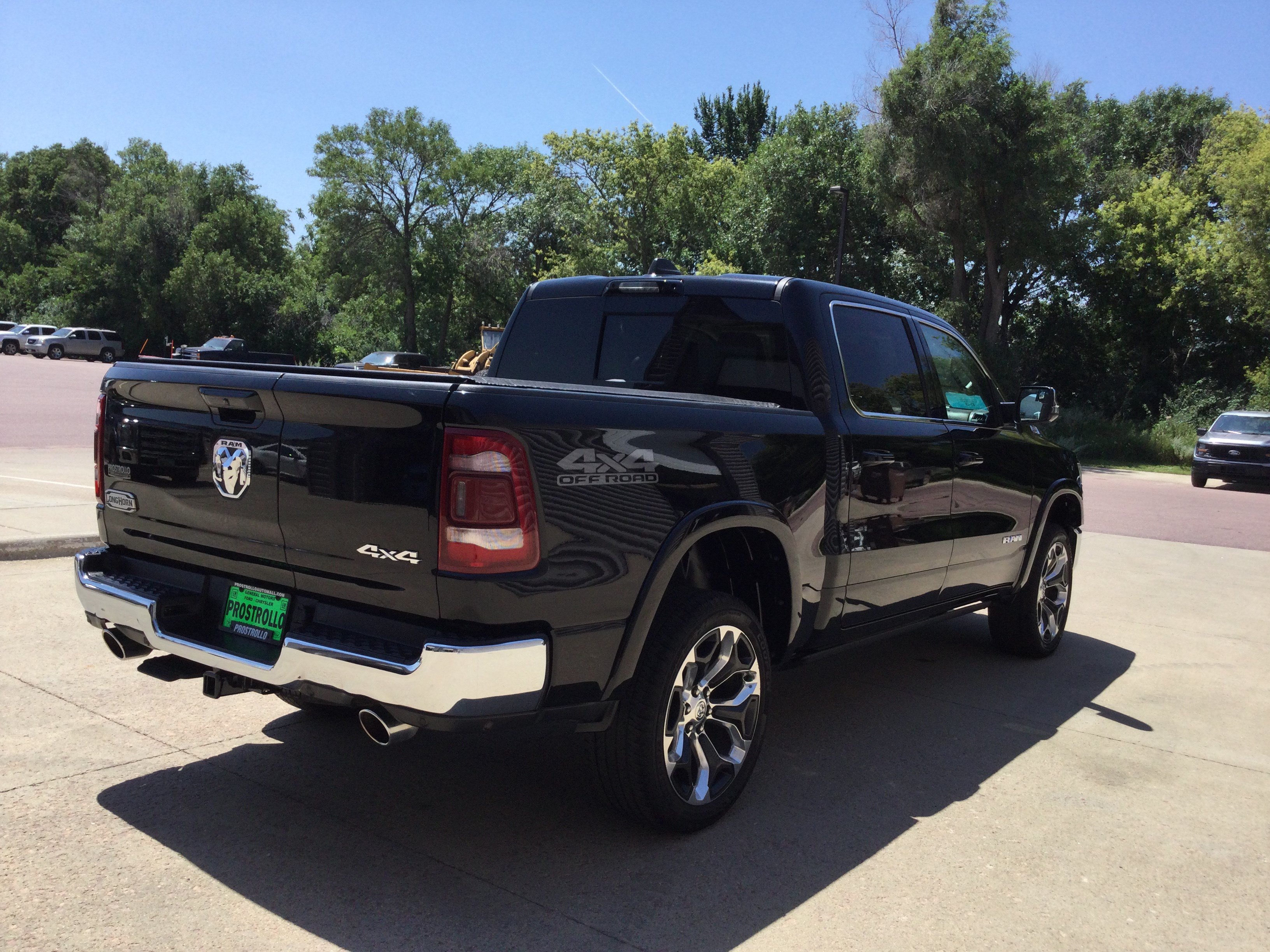 Used 2023 RAM 1500 Limited AWD/4WD image 5