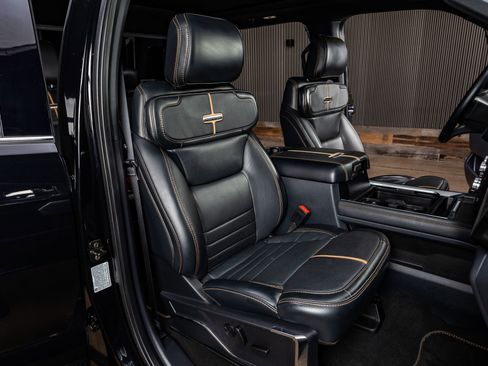 Used 2024 Ford F350 Platinum image 30