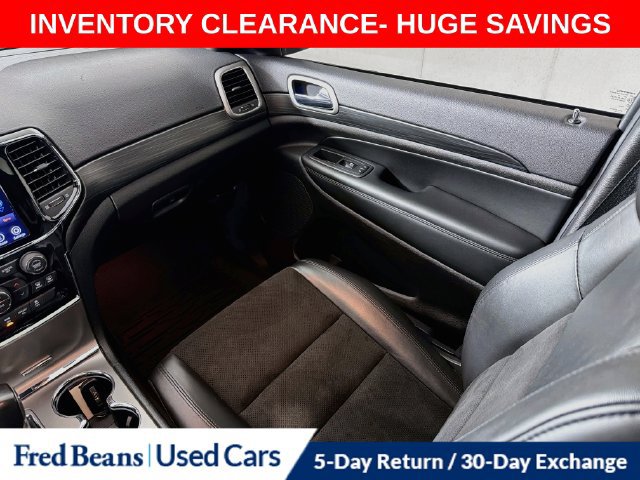Used 2020 Jeep Grand Cherokee Laredo w/ Quick Order Package 2BN North AWD/4WD image 31
