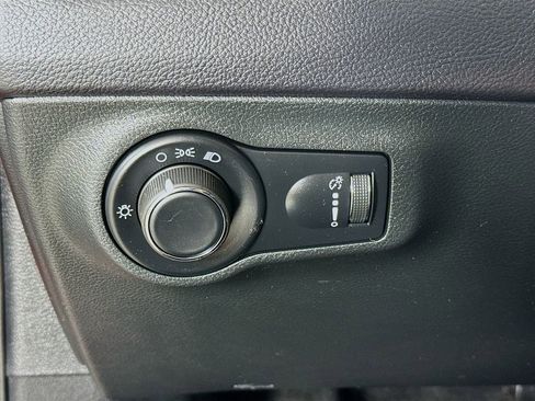 Used 2018 Jeep Compass Sport w/ Tech Group AWD/4WD image 12