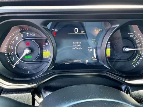 Used 2025 Jeep Wrangler Unlimited Rubicon 4xe w/ Safety Group AWD/4WD image 13