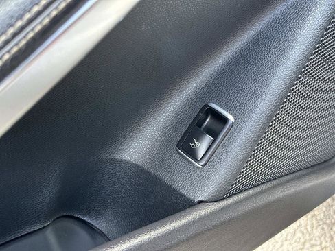 Used 2019 Mercedes-Benz CLA 250 image 27