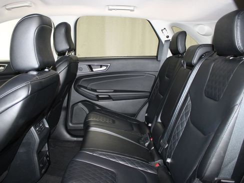 Used 2024 Ford Edge Titanium image 21