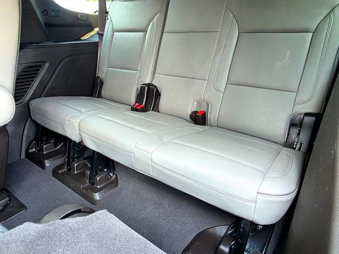 Used 2022 GMC Yukon SLT image 18